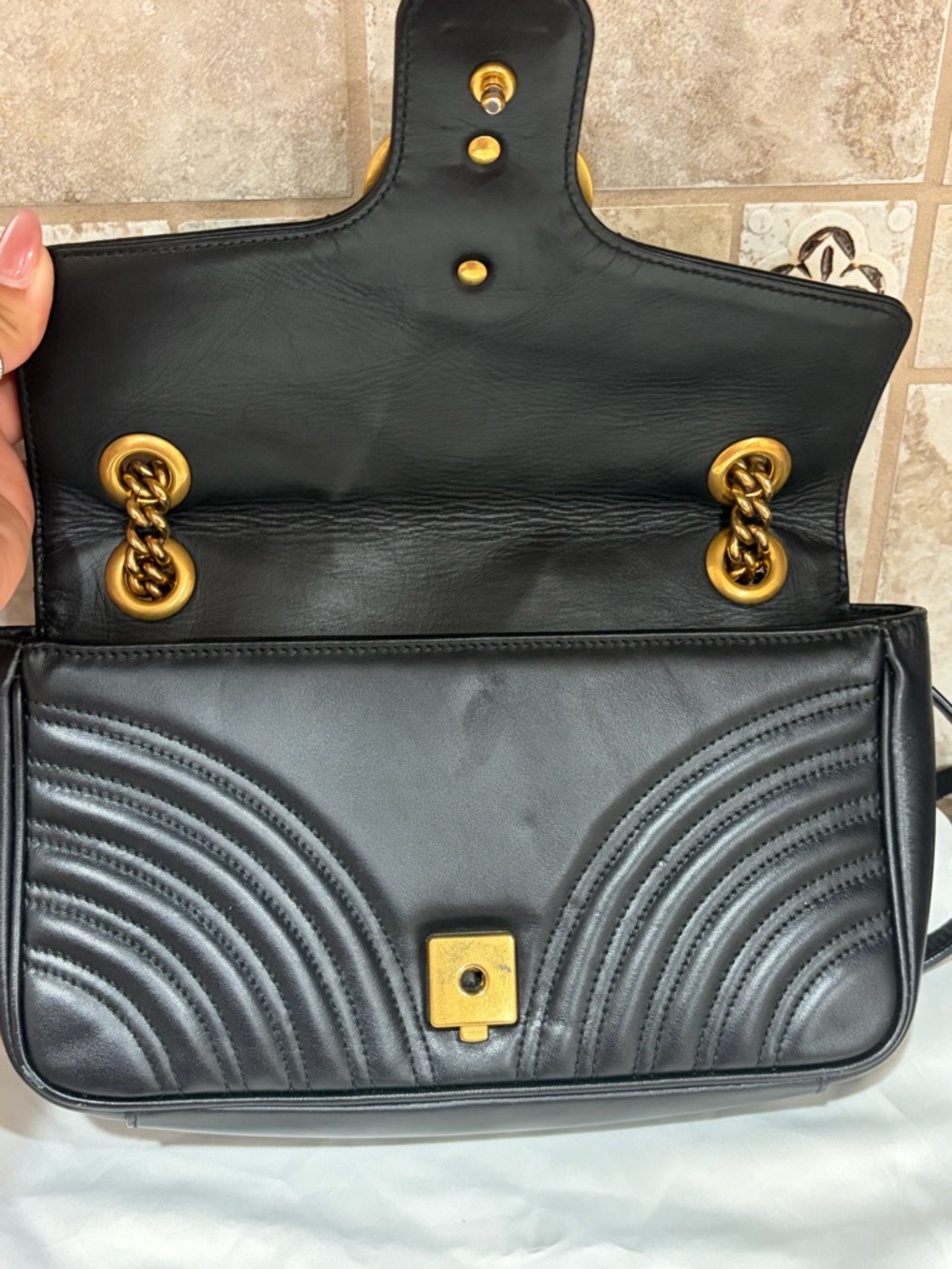 Gucci Matelasse Small Bag - Picture 10 of 16